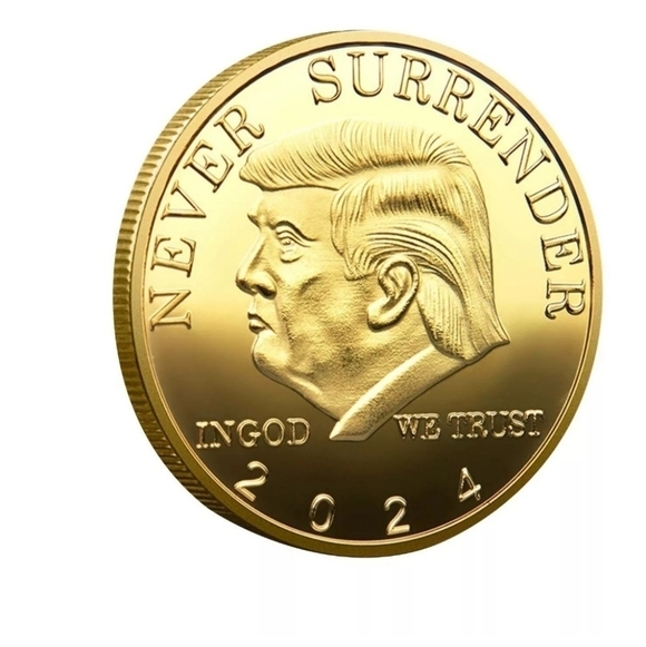 NEW Coin Never Surrender Trump coin collector Politics - Picture 2 of 7